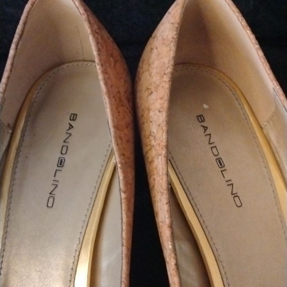 Bandolino gold peep toe pump - Picture 5 of 9